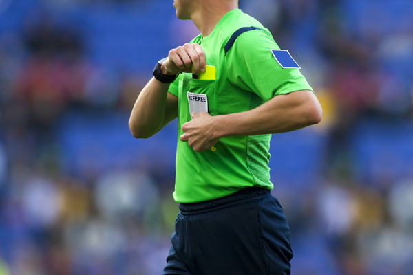 Saiba quando vai começar a profissionalização da arbitragem no Brasil