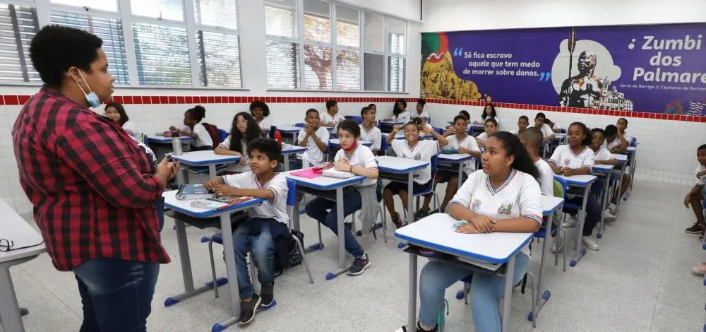 Professores podem ganhar documento oficial de identificação