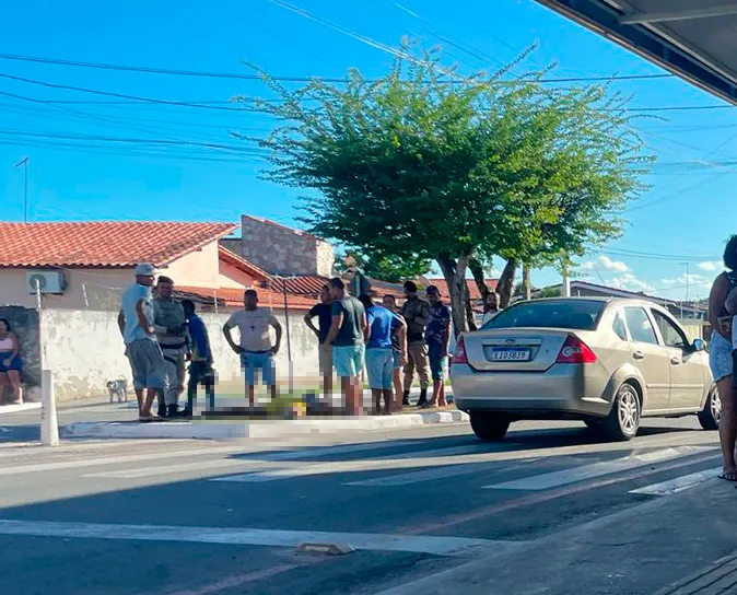 Motociclista morre após colidir com árvore em avenida de Pojuca