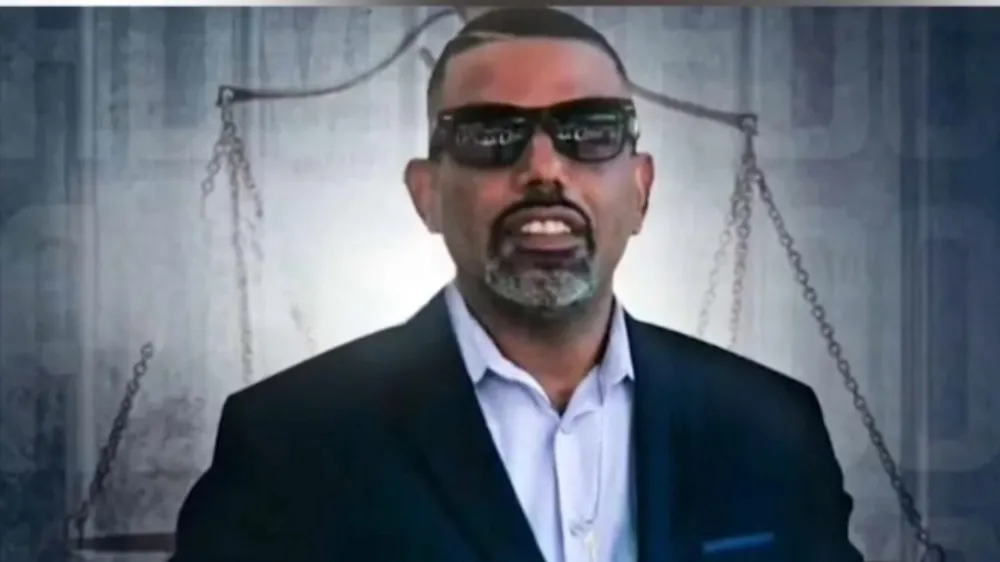 Corpo encontrado com marcas de tiros em praia é de advogado criminalista