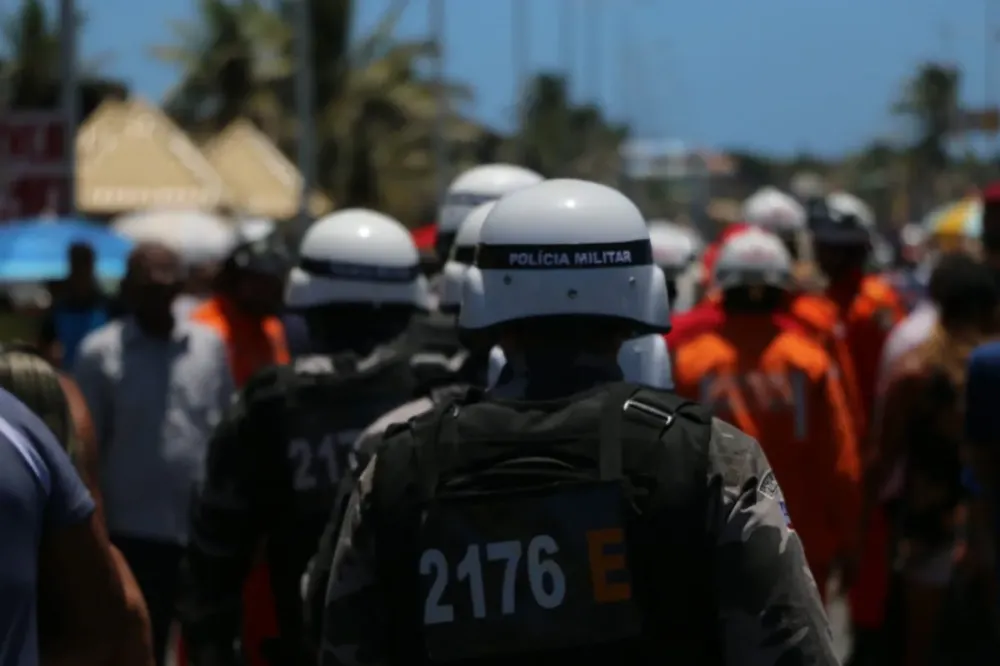 Policiais poderão ter mais de 20% de aumento de salário na Bahia