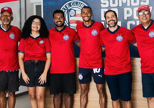 Com detalhes e vermelho predominante, Bahia lança nova camisa de sócio; saiba como retirar