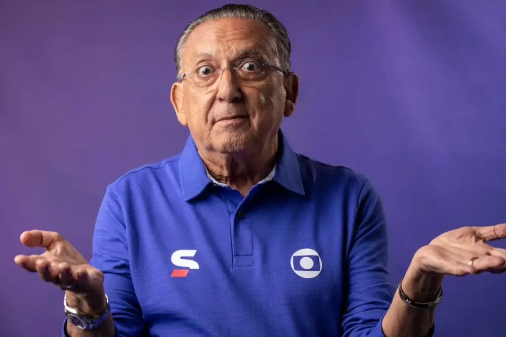 Galvão critica mudança da camisa da Seleção Brasileira para vermelha