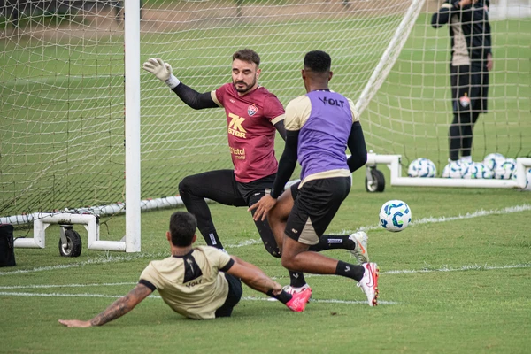 Após folga, Vitória se reapresenta no Barradão de olho no Ceará