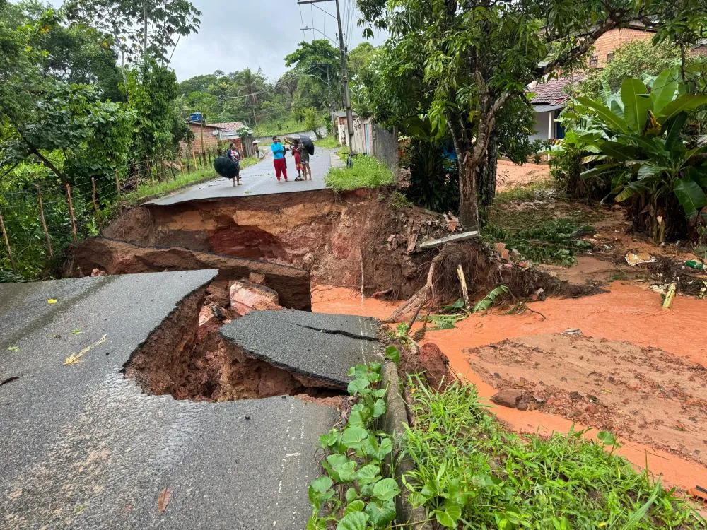 Secretária de Obras diz que reconstrução de estrada só poderá ocorrer após fim das chuvas 