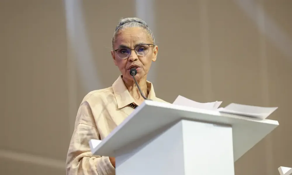 Mobilização social é fundamental para políticas ambientais, diz Marina