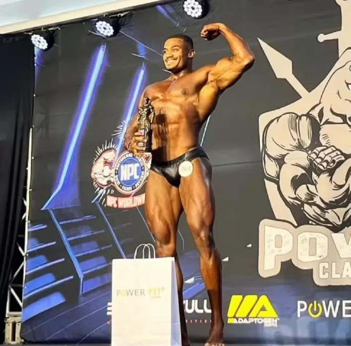 Atleta morre após passar mal durante competição de fisiculturismo 