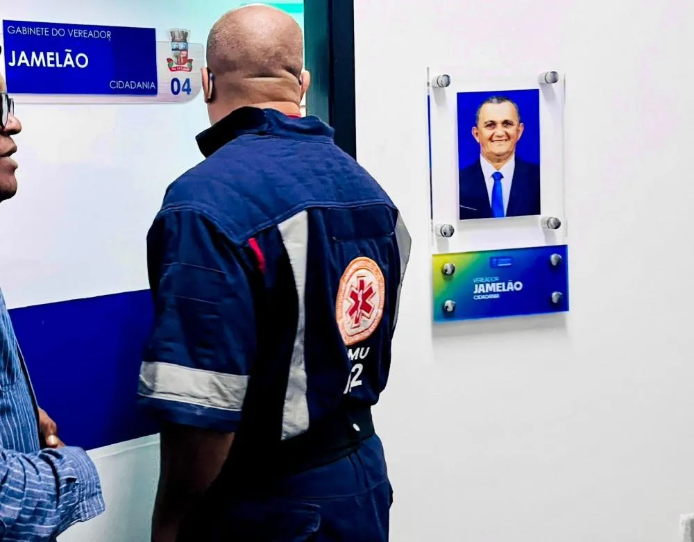 Idoso passa mal em gabinete de vereador em Camaçari