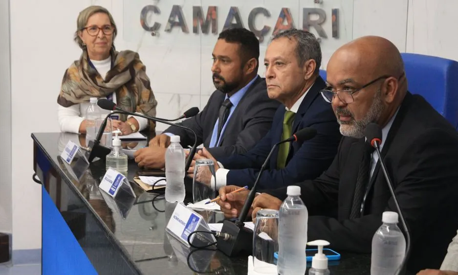 Vetos do Executivo a projetos de lei do Legislativo marcam a sessão desta terça