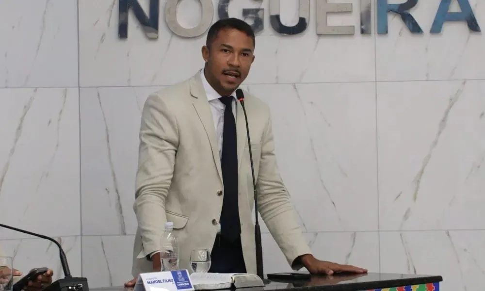 Kaique Ara celebra reajuste de 5% para servidores municipais: “Agora há respeito com o trabalhador”