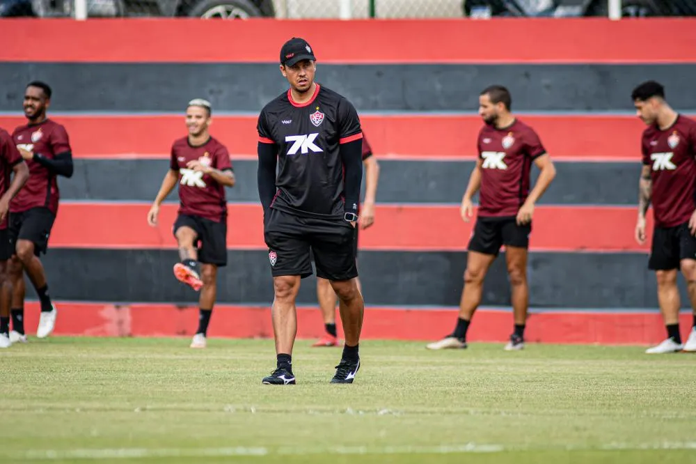 Rubro-negro prossegue com preparação para duelo com o Santos no domingo