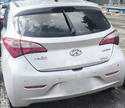 Carro roubado em Lauro de Freitas é recuperado pela PM em São Joaquim