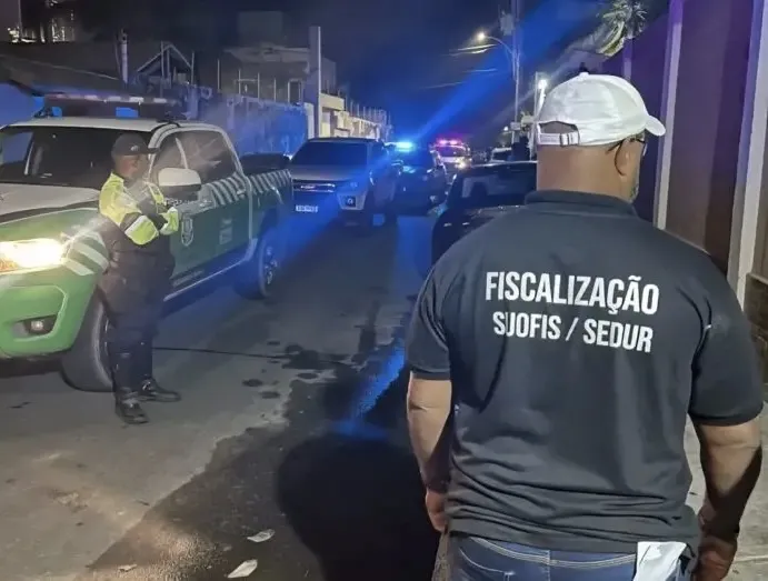 Operação contra poluição sonora interdita estabelecimento comercial e notifica outros seis