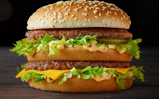 Bob’s terá batata frita de graça e hambúrguer por R$ 9,90 em todo o Brasil
