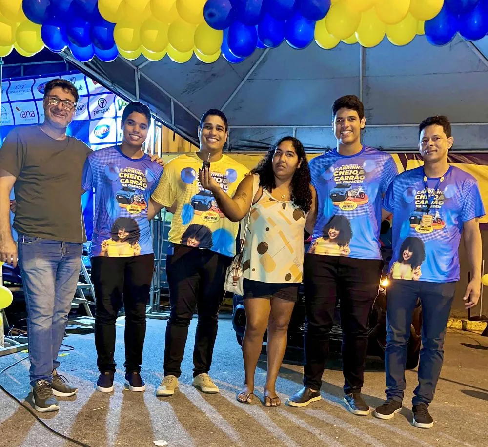 Moradora do litoral de Mata de São João leva carro no sorteio do Hiper Unimar
