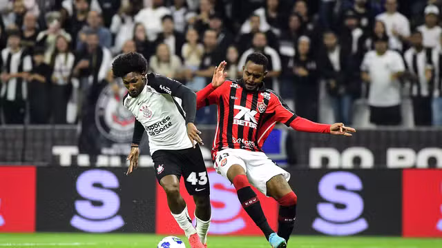 Vitória segura o Corinthians fora de casa e deixa a zona de rebaixamento