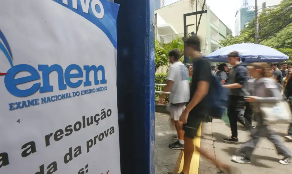 Enem 2025: prazo para solicitar nome social termina na sexta