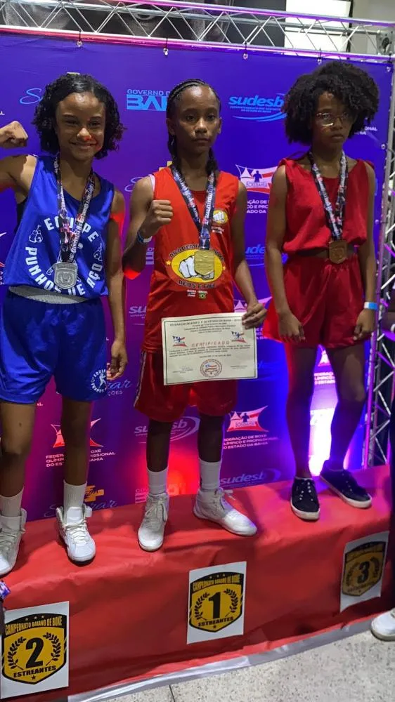 Jovem atleta de Praia do Forte vence Campeonato Baiano de Boxe Estreantes