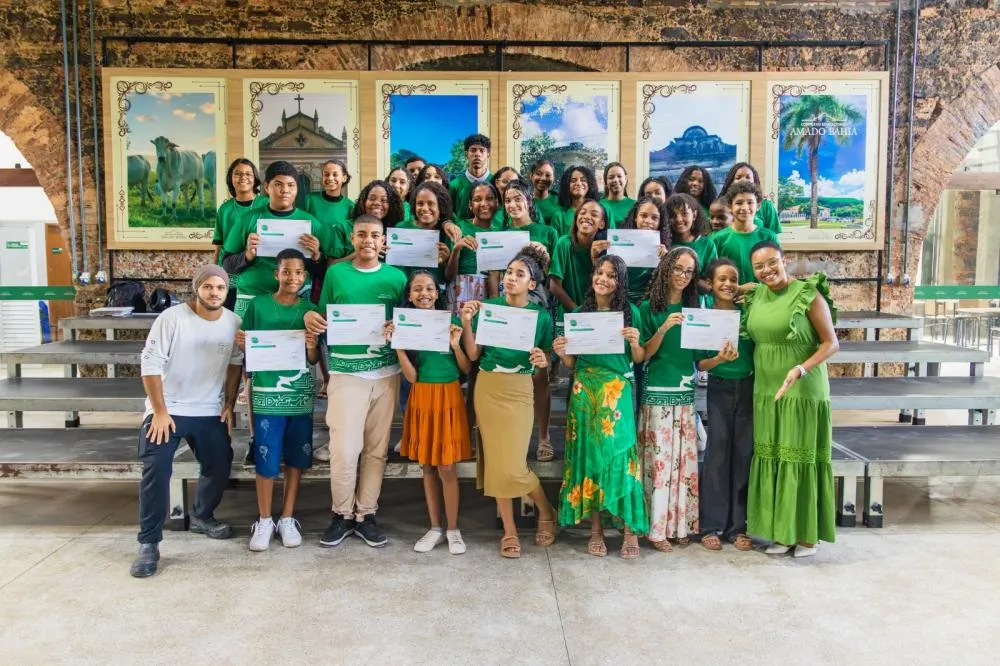 Prefeitura de Mata de São João certifica 35 alunos em curso de Marketing Digital