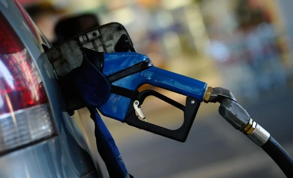 Acelen diminui preço da gasolina e aumenta o valor do diesel na Bahia