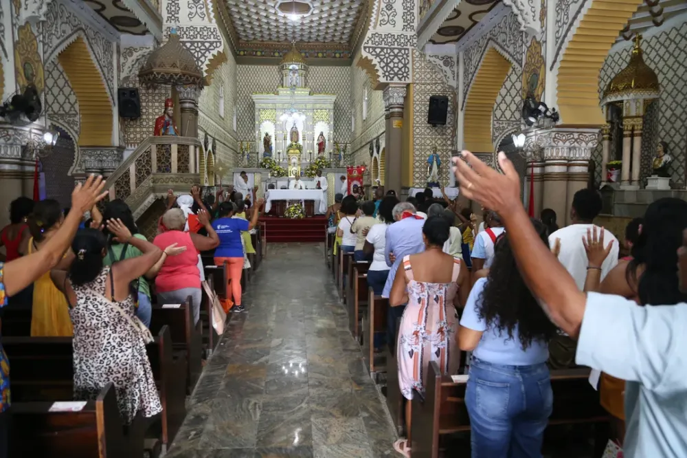 Católicos ou evangélicos? Veja como se declara população da Bahia