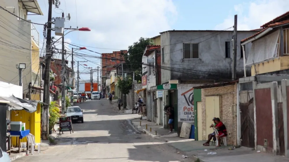 Violência causa pânico em Lauro de Freitas durante a madrugada 