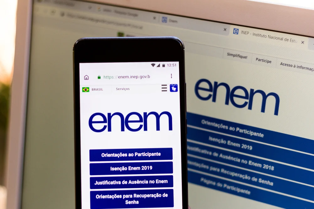 Estudantes têm até as 23h desta sexta para fazer a inscrição no Enem