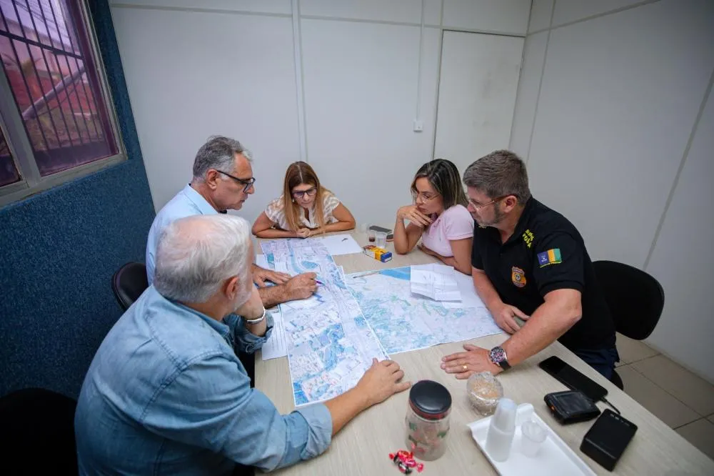 Prefeitura de Lauro de Freitas busca soluções para desafios no trânsito da Estrada do Coco