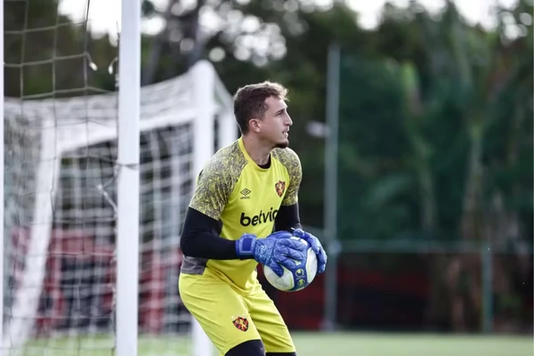 1ª contratação: Vitória anuncia goleiro Thiago Couto até o fim de 2025