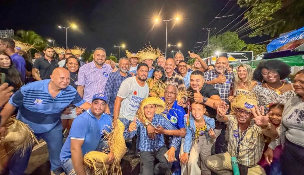 Elinaldo participa do Camaforró 2025 e diz que festa é patrimônio de todos os camaçarienses