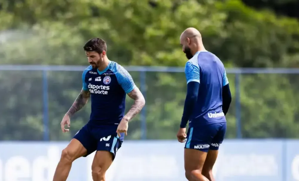 Clubes brasileiros dão calote no Bahia por vendas de Thaciano e Everaldo
