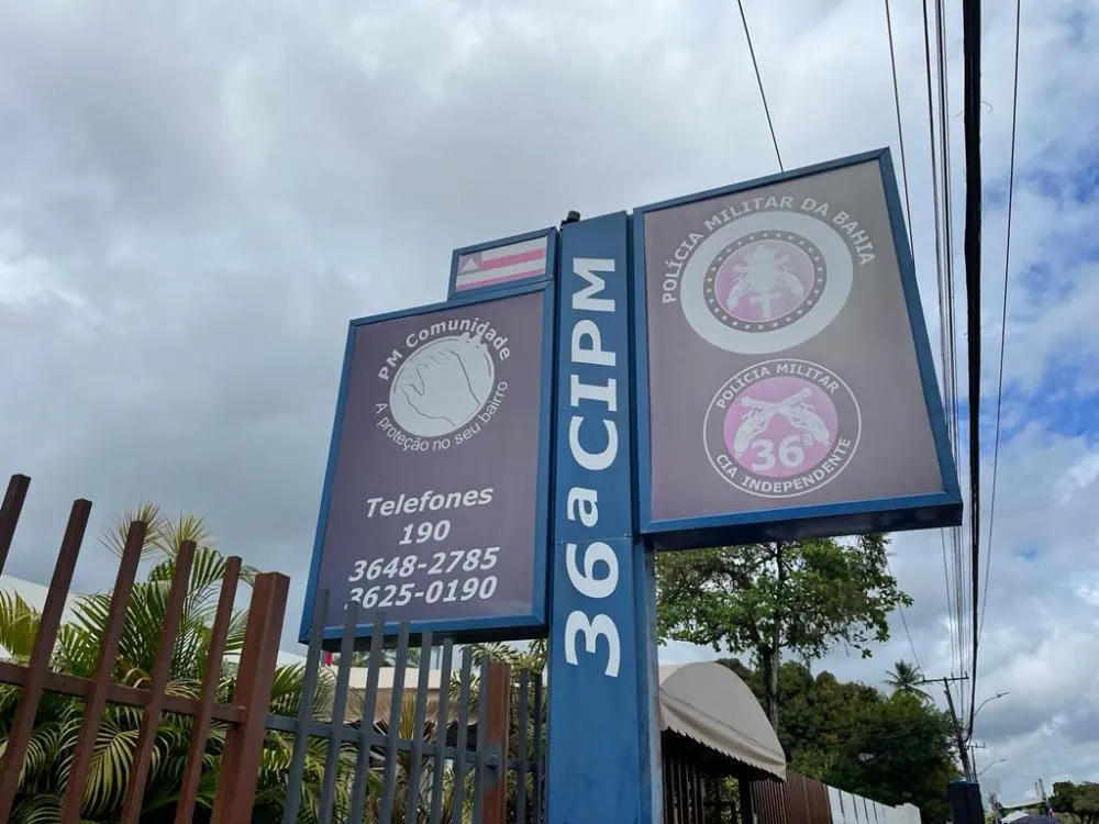 Adolescente é apreendido com 24 pinos de cocaína durante patrulhamento da PM em Dias d’Ávila
