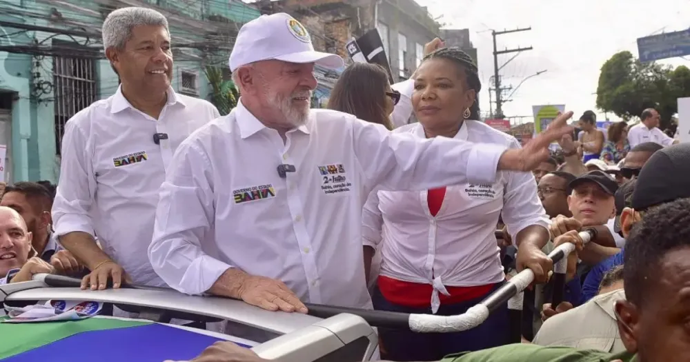Lula participa do 2 de Julho em Salvador pelo quarto ano seguido
