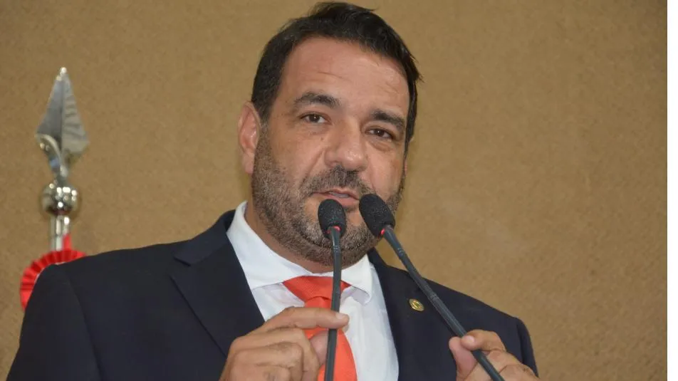 Deputado acusa militância de Jerônimo de agressões no 2 de Julho