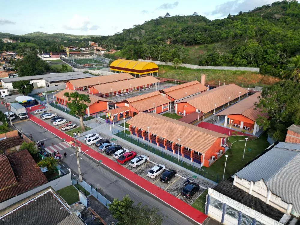 Escola Municipal Elias José é inaugurada com estrutura modelo no Caboré