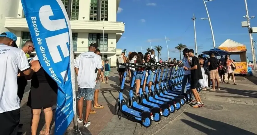 Salvador proíbe uso de patinetes elétricos para menores de 18 anos