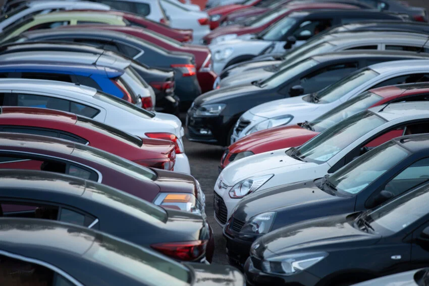 Governo anunciará decreto que reduz impostos de carros populares nesta quinta (10)