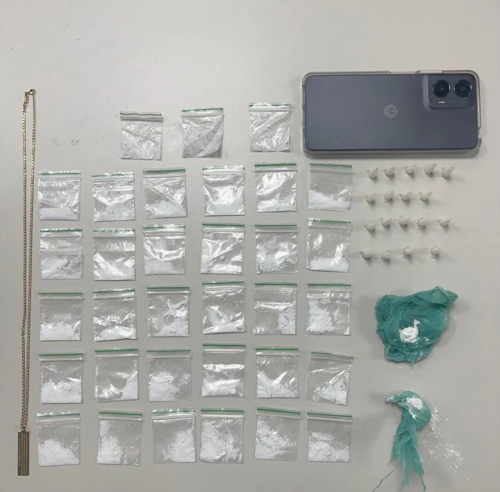 PM prende homem por tráfico de drogas em Camaçari