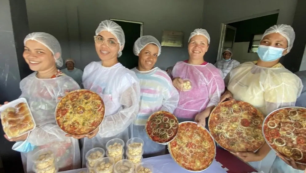 Comunidade da Cabíula recebe curso de beneficiamento da mandioca com foco em geração de renda