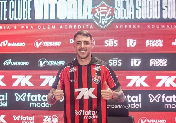 Renzo López é apresentado no Vitória e projeta reação do time no Brasileirão