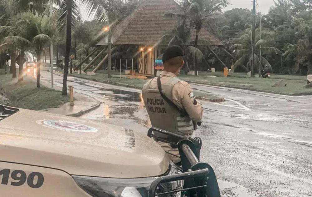 Apontado como líder do tráfico na Praia do Forte é preso durante operação da PM 