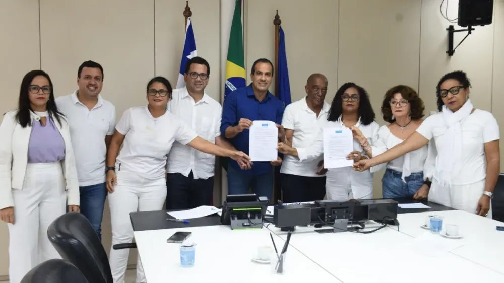 Greve dos professores de Salvador chega ao fim após 74 dias