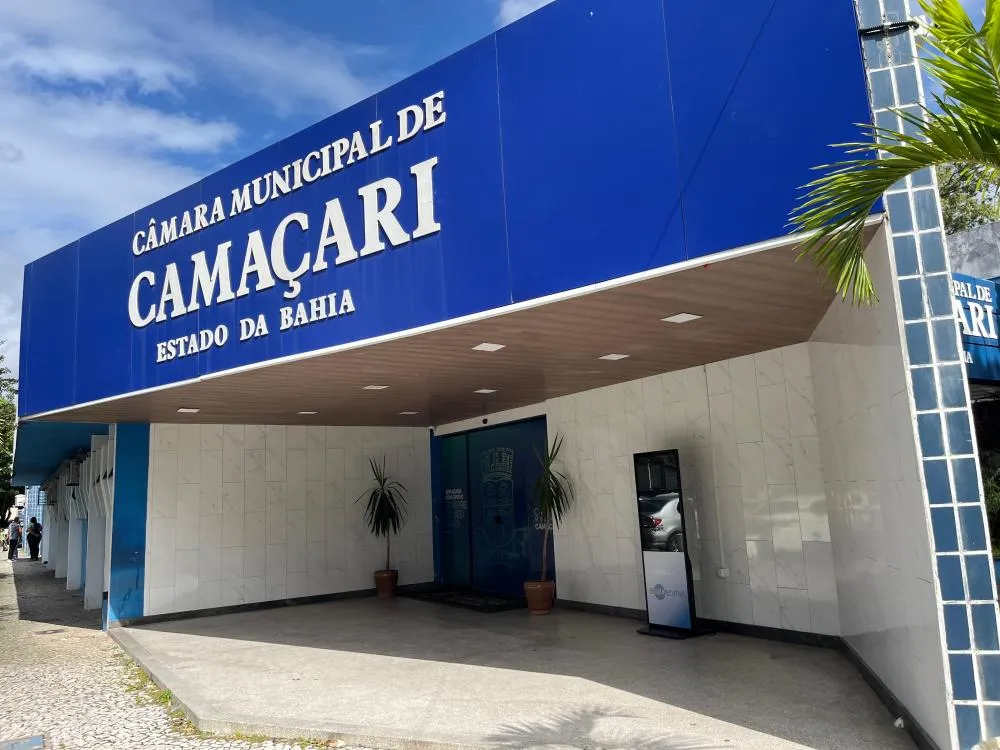 TCM revoga suspensão de gratificações a servidores da Câmara de Camaçari