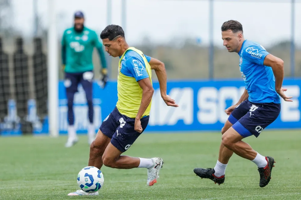 Bahia enfrenta o Fortaleza pelo Campeonato Brasileiro