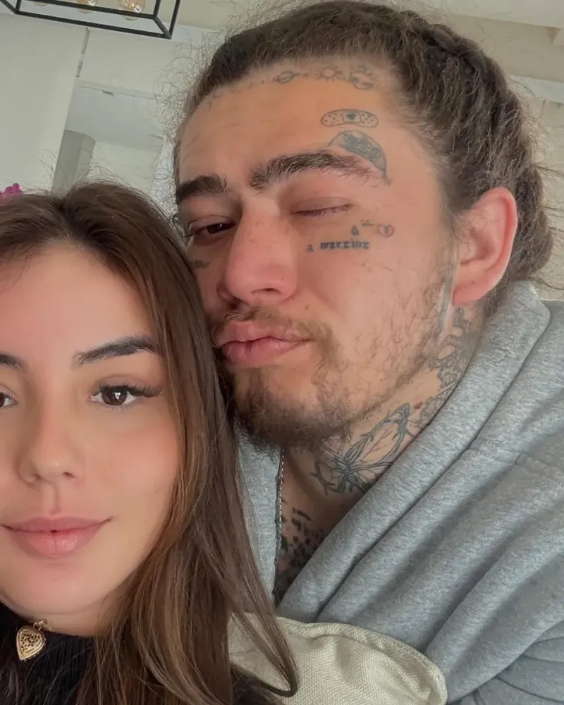  Whindersson Nunes se pronuncia sobre possível romance com empresária