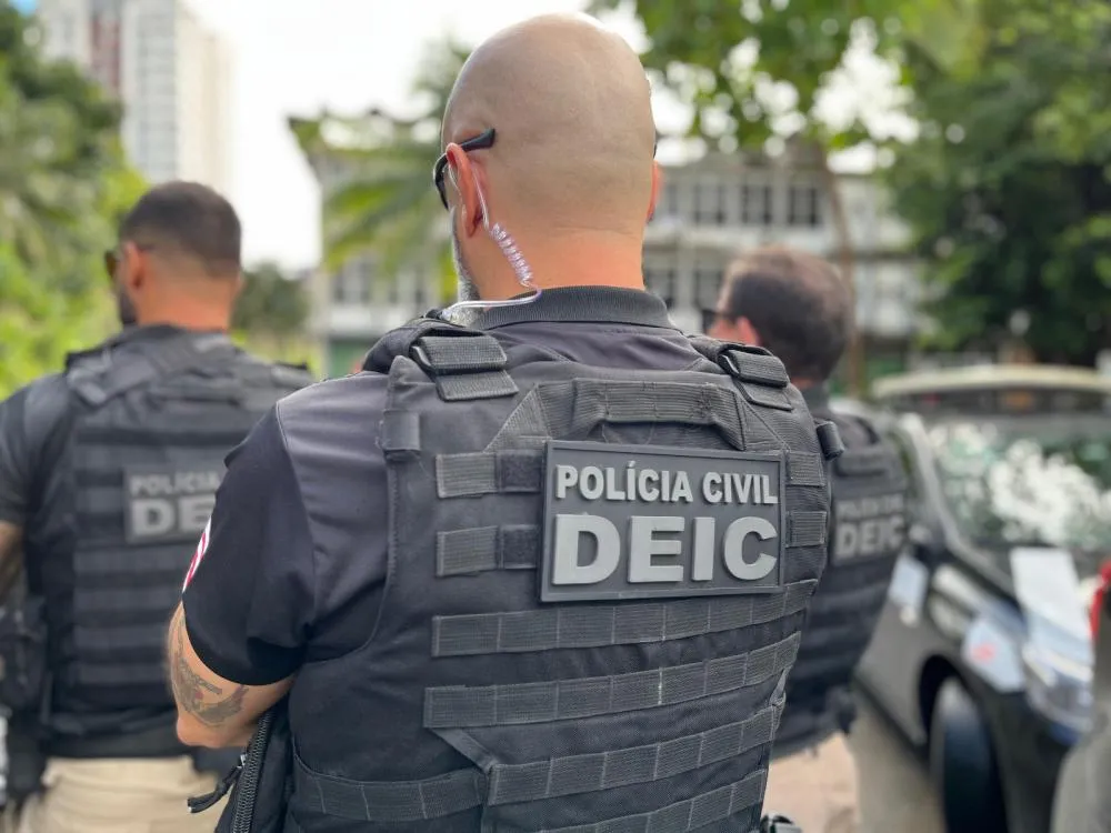 Polícia Civil prende dupla em Curralinho por envolvimento em roubo e clonagem de veículos 