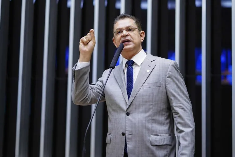Em meio a recesso, PL faz “reunião de emergência” nesta segunda (21)