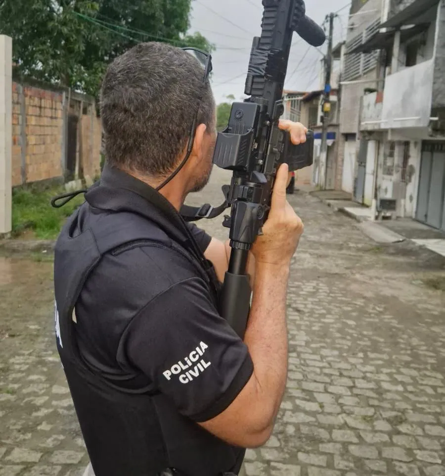 Líderes de grupo criminoso são presos em operação na Bahia e em São Paulo
