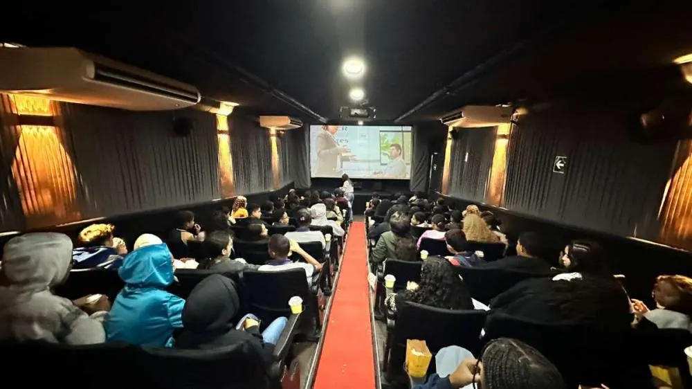 Cine Ferbasa leva cinema gratuito a dez municípios baianos até 11 de agosto