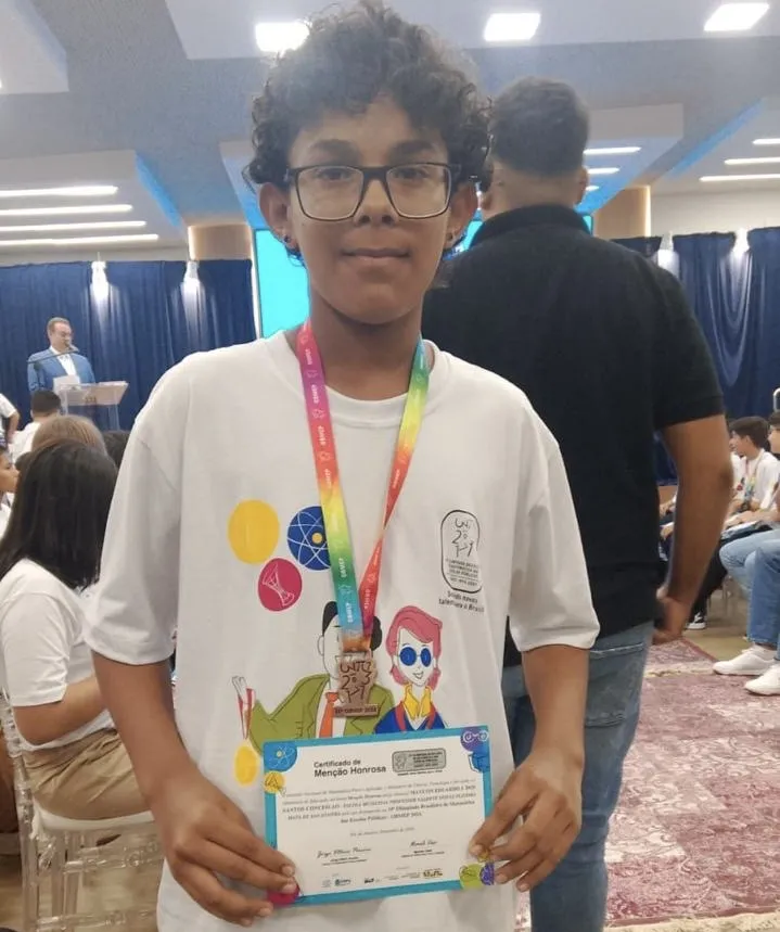 Estudante de Mata de São João conquista medalha de bronze na Olimpíada Brasileira de Matemática